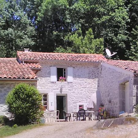Gite Le Coumis 1370 Saint-Salvy-de-la-Balme Dış mekan fotoğraf